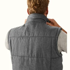 Men R.M. Williams Patterson Creek Vest