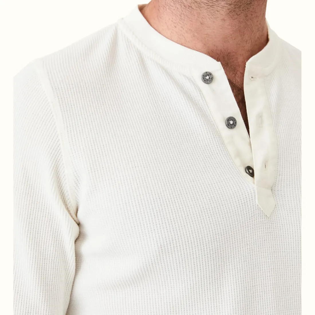 Men R.M. Williams Silverton Henley