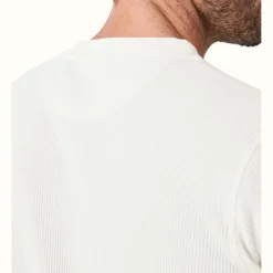 Men R.M. Williams Silverton Henley